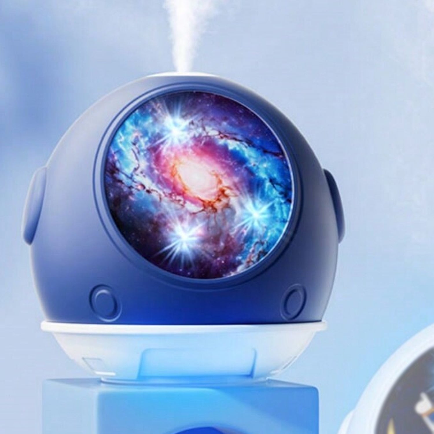 Astronaut Humidifier Ball Shape Humidifier (1 Pc  110 Ml) Astronaut Humidifier Ball Shape Humidifier (1 Pc  110 Ml)